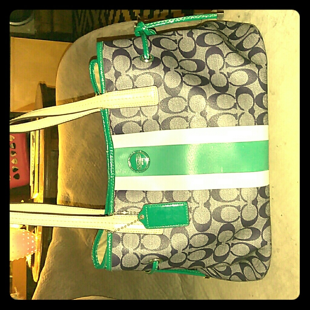 Over_Sized Authentic COACH Bag!!